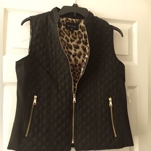 New Directions womens quilted vest